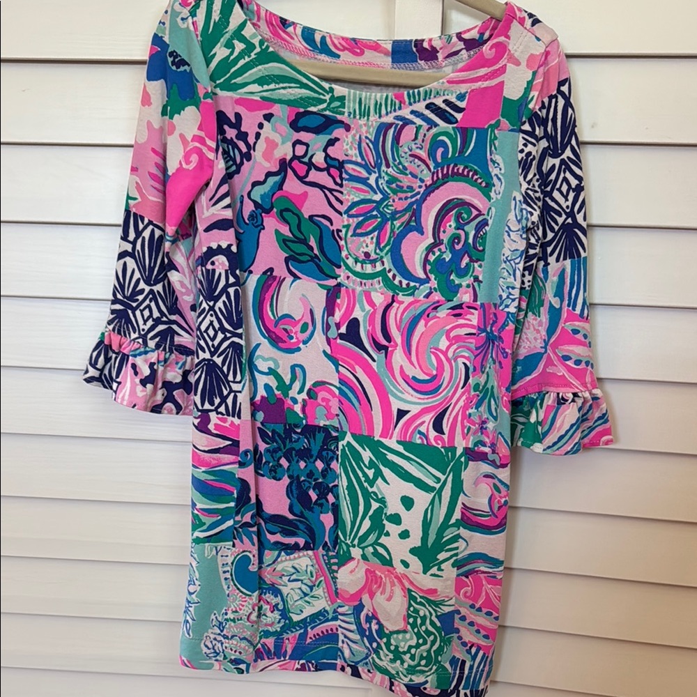 Lilly Pulitzer Pink and Blue Graphic 3/4 Sleeve Blouse
